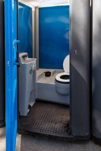 Best High-end porta potty rental  in Waynesboro, VA
