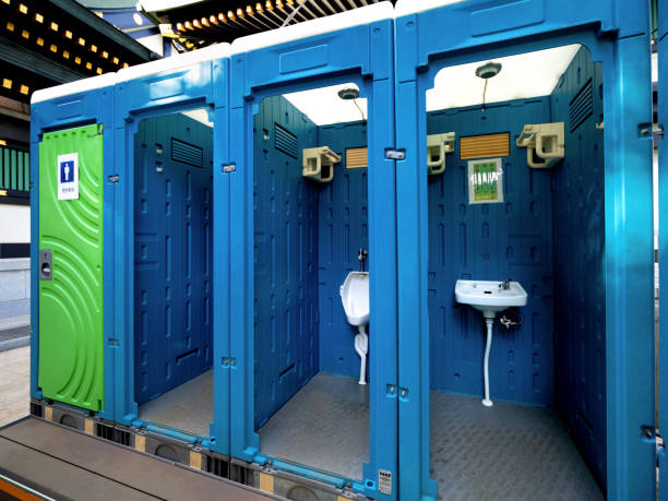 Best Portable bathroom rental  in Waynesboro, VA